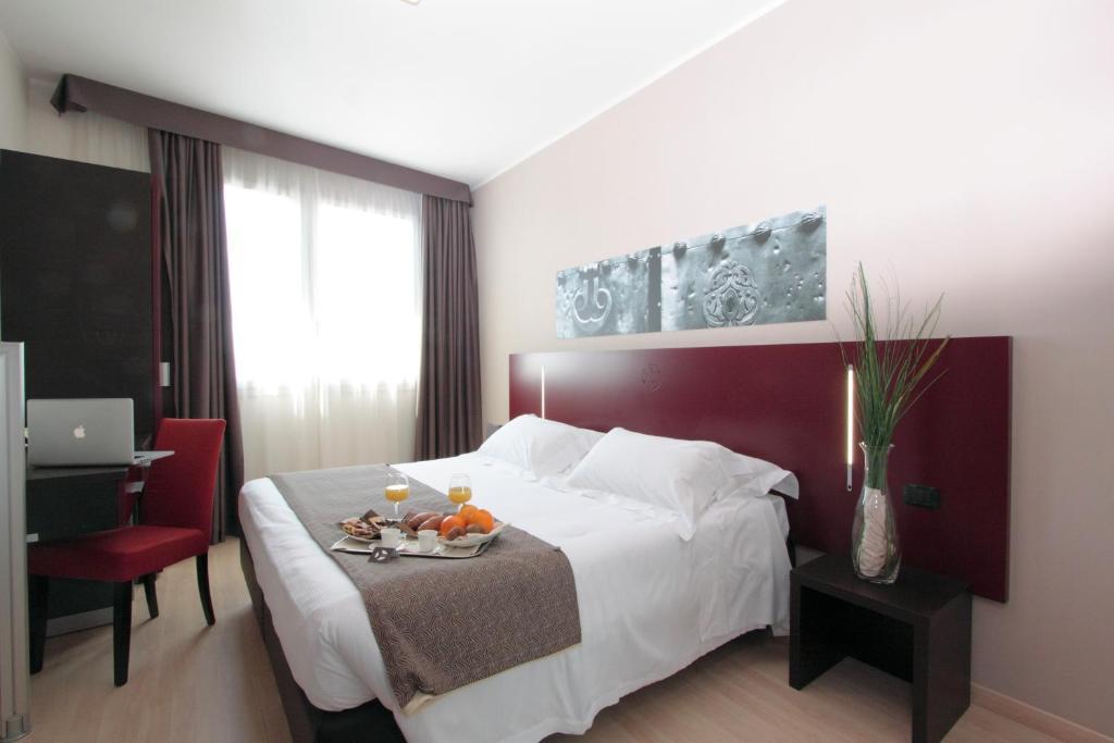 Hotel Fiera リミニ 部屋 写真